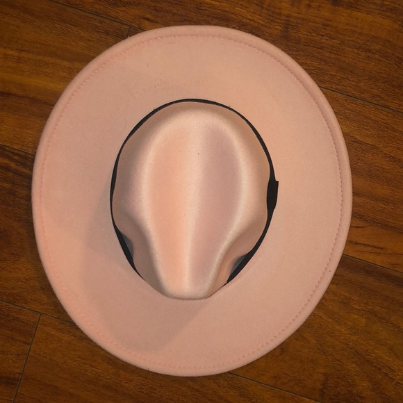 Wide brim pink Fedora - Picture 8 of 9